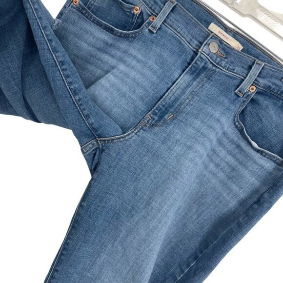 Levi's Blue Distressed Boyfriend Jeans 33. 36L - Picture 3 of 7